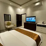 استوديو غرفة ودورة مياه ٦